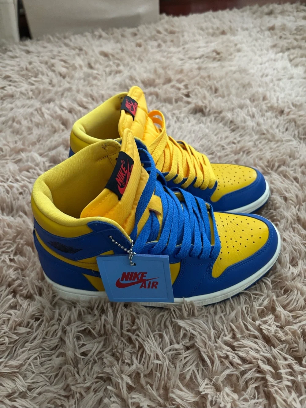 Nike Kids High-Top Sneakers in Yellow and Blue